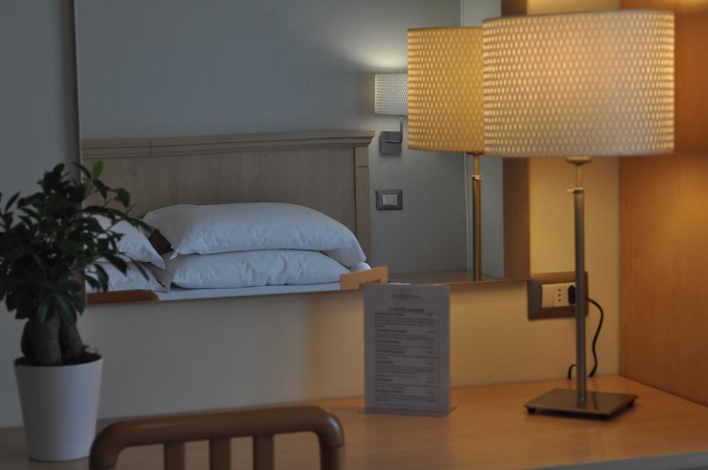 Hotel Adriatic&Beauty Римини Экстерьер фото