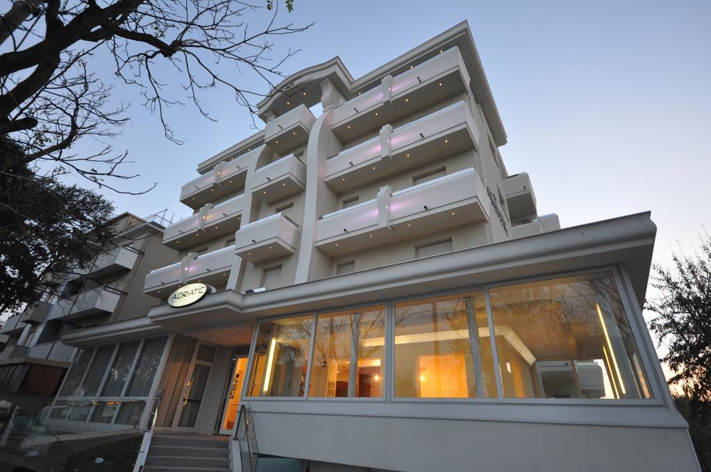 Hotel Adriatic&Beauty Римини Экстерьер фото